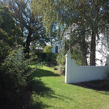 Toad Hall Guest House Wakkerstroom Exterior photo