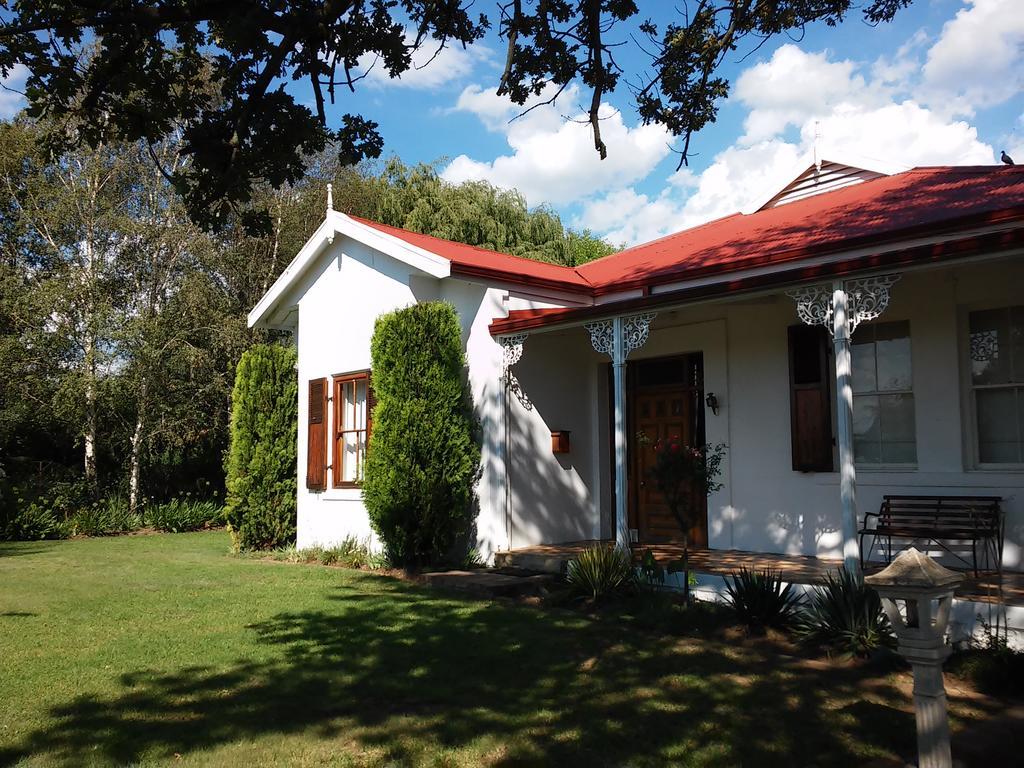 Toad Hall Guest House Wakkerstroom Exterior photo